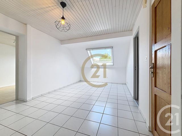 Appartement F2 &agrave; louer - 2 pi&egrave;ces - 40,27 m2 - Belfort - 90 - FRANCHE-COMTE