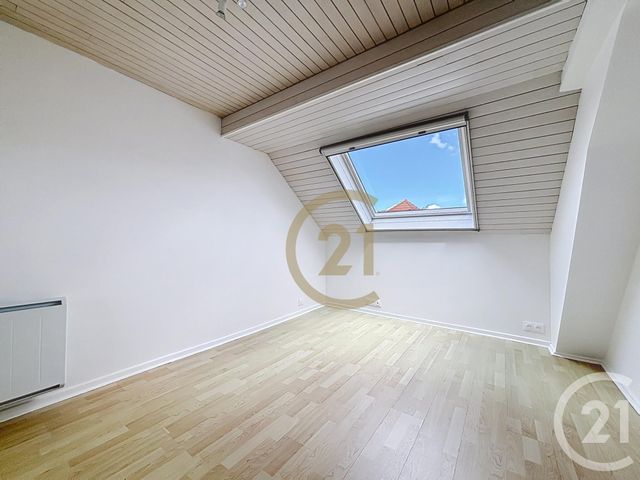 Appartement F2 &agrave; louer - 2 pi&egrave;ces - 40,27 m2 - Belfort - 90 - FRANCHE-COMTE