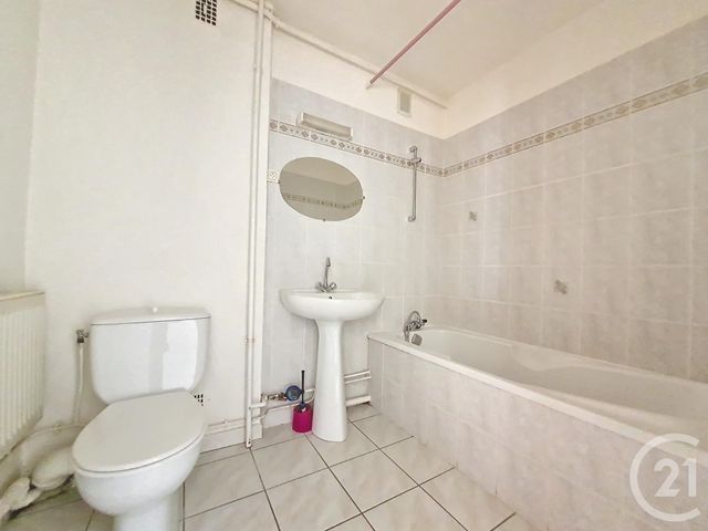 Appartement F2 &agrave; louer - 2 pi&egrave;ces - 35,08 m2 - Belfort - 90 - FRANCHE-COMTE