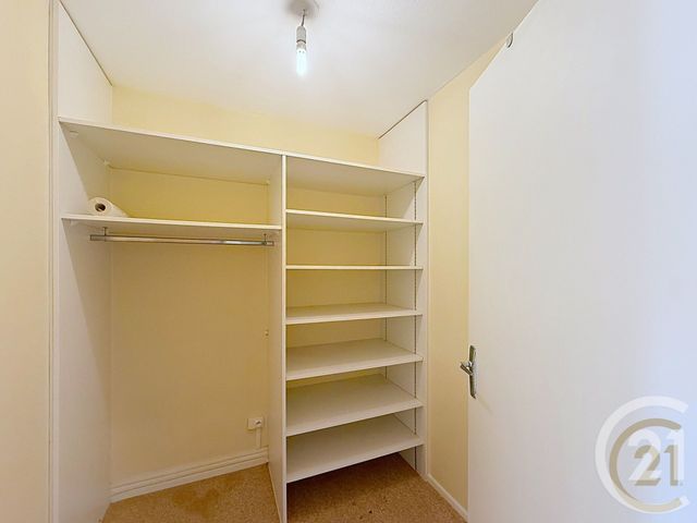Appartement F3 &agrave; louer - 3 pi&egrave;ces - 79 m2 - Belfort - 90 - FRANCHE-COMTE