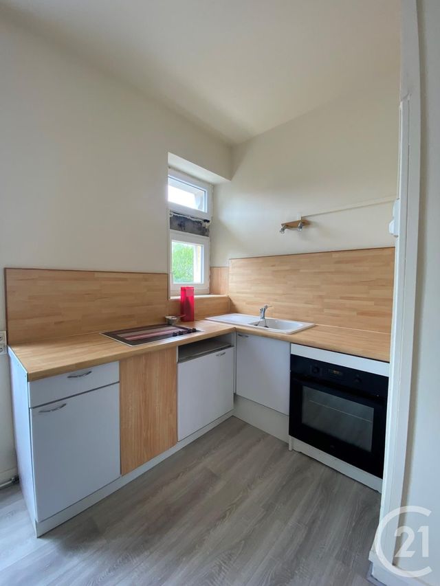 Appartement F3 &agrave; louer - 3 pi&egrave;ces - 55,90 m2 - Belfort - 90 - FRANCHE-COMTE