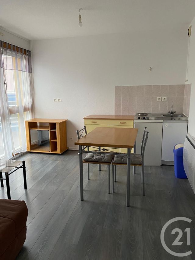 Appartement F2 &agrave; louer - 2 pi&egrave;ces - 29 m2 - Belfort - 90 - FRANCHE-COMTE