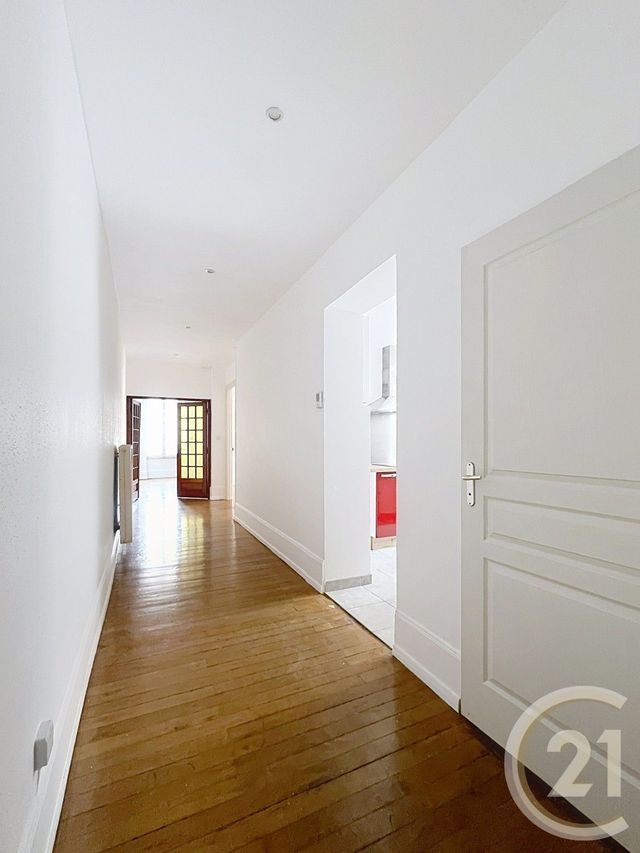 Appartement &agrave; louer - 3 pi&egrave;ces - 93 m2 - Belfort - 90 - FRANCHE-COMTE