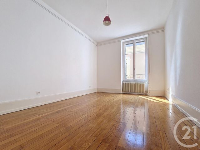 Appartement &agrave; louer - 3 pi&egrave;ces - 93 m2 - Belfort - 90 - FRANCHE-COMTE