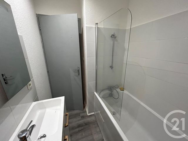 Appartement F3 &agrave; louer - 3 pi&egrave;ces - 58 m2 - Delle - 90 - FRANCHE-COMTE