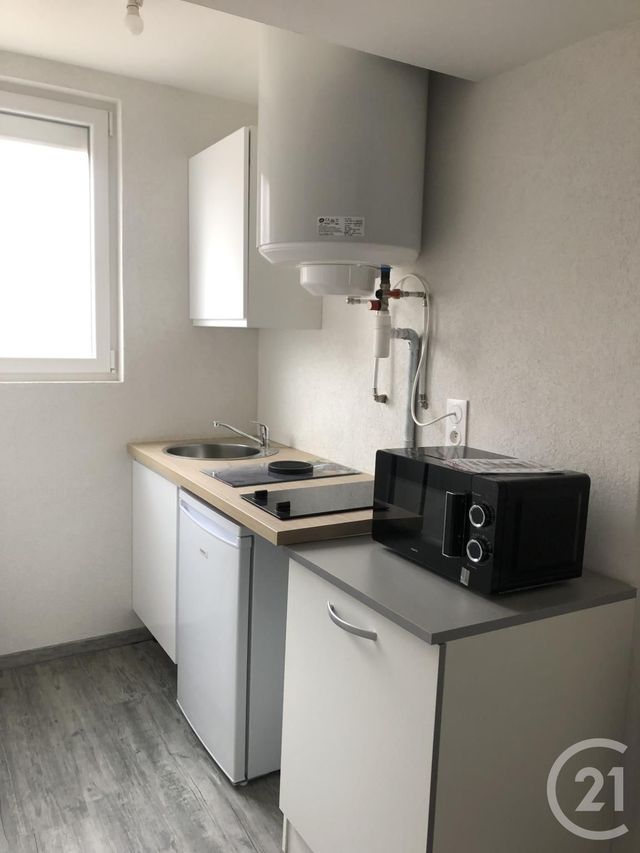 Appartement F1 &agrave; louer - 1 pi&egrave;ce - 19 m2 - Belfort - 90 - FRANCHE-COMTE
