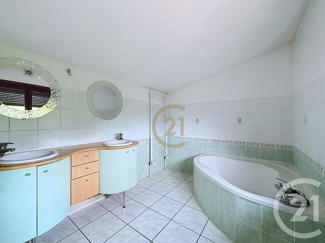 Appartement F4 &agrave; vendre - 4 pi&egrave;ces - 106,12 m2 - Grandvillars - 90 - FRANCHE-COMTE