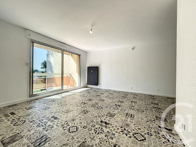 Appartement F1 &agrave; louer - 1 pi&egrave;ce - 33,22 m2 - Belfort - 90 - FRANCHE-COMTE
