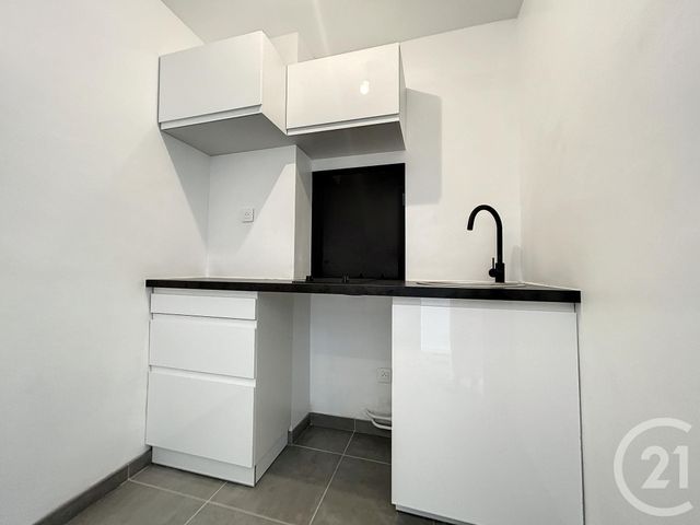 Appartement F1 &agrave; louer - 1 pi&egrave;ce - 33,22 m2 - Belfort - 90 - FRANCHE-COMTE
