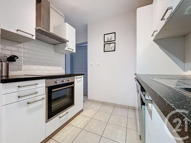 Appartement F3 &agrave; louer - 3 pi&egrave;ces - 60 m2 - Belfort - 90 - FRANCHE-COMTE