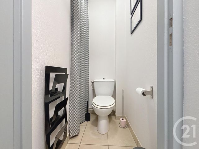 Appartement F3 &agrave; louer - 3 pi&egrave;ces - 60 m2 - Belfort - 90 - FRANCHE-COMTE
