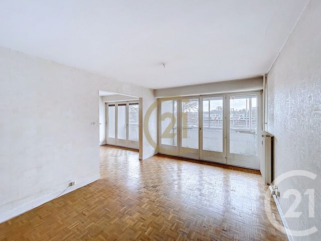 Appartement F5 &agrave; vendre - 5 pi&egrave;ces - 106,33 m2 - Belfort - 90 - FRANCHE-COMTE