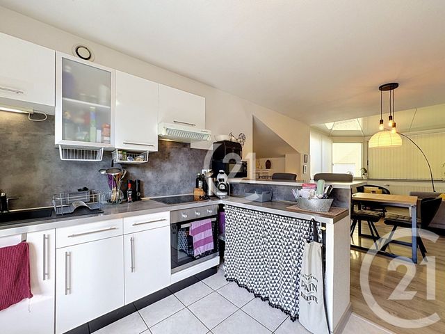 Appartement T3 &agrave; vendre - 3 pi&egrave;ces - 61,52 m2 - Montbeliard - 25 - FRANCHE-COMTE