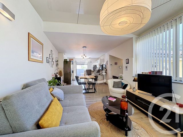 Appartement T3 &agrave; vendre - 3 pi&egrave;ces - 61,52 m2 - Montbeliard - 25 - FRANCHE-COMTE