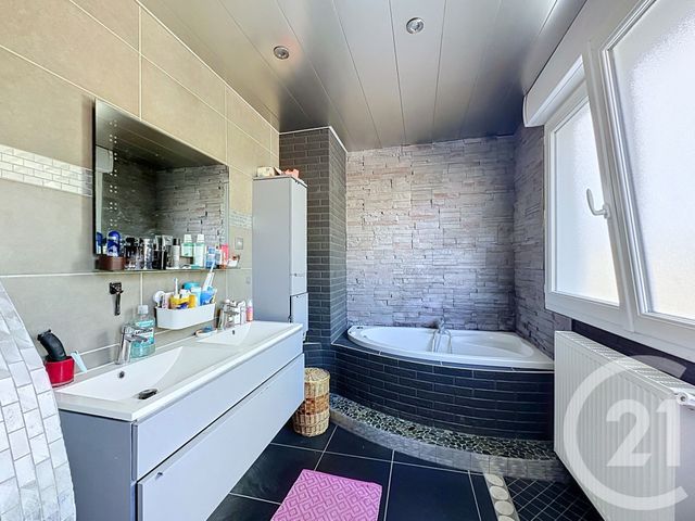 Maison &agrave; vendre - 6 pi&egrave;ces - 141,50 m2 - Froidefontaine - 90 - FRANCHE-COMTE