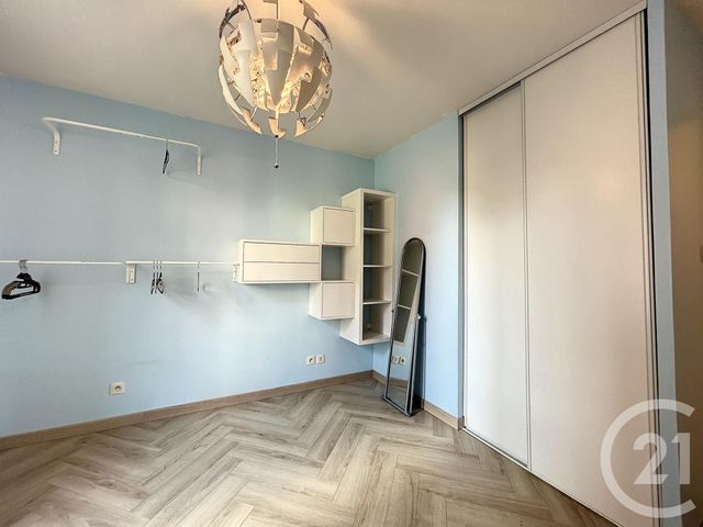 Appartement F3 &agrave; louer - 3 pi&egrave;ces - 64 m2 - Belfort - 90 - FRANCHE-COMTE