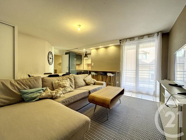 Appartement F3 &agrave; louer - 3 pi&egrave;ces - 64 m2 - Belfort - 90 - FRANCHE-COMTE