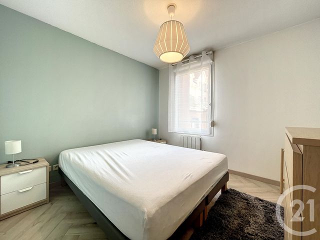 Appartement F3 &agrave; louer - 3 pi&egrave;ces - 64 m2 - Belfort - 90 - FRANCHE-COMTE