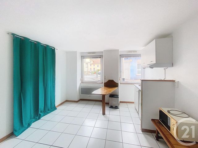Appartement F1 &agrave; louer - 1 pi&egrave;ce - 30,32 m2 - Belfort - 90 - FRANCHE-COMTE