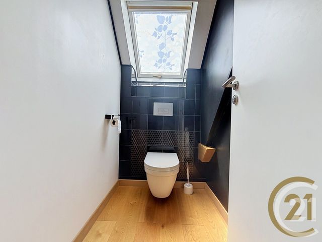 Appartement F6 &agrave; louer - 6 pi&egrave;ces - 137,77 m2 - Belfort - 90 - FRANCHE-COMTE