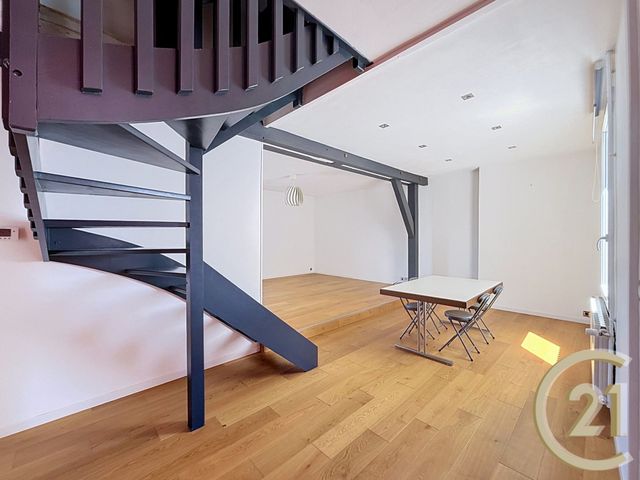 Appartement F6 &agrave; louer - 6 pi&egrave;ces - 137,77 m2 - Belfort - 90 - FRANCHE-COMTE