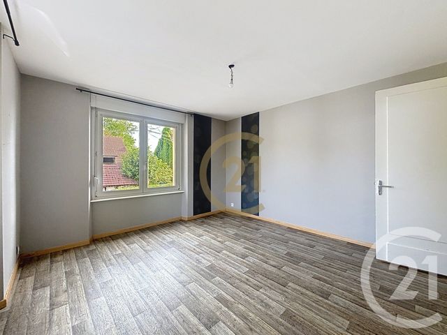 Appartement F4 &agrave; louer - 4 pi&egrave;ces - 75 m2 - Andelnans - 90 - FRANCHE-COMTE