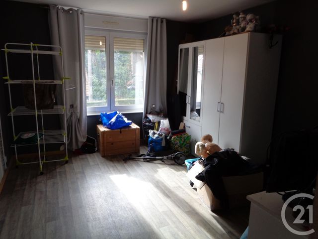 Appartement F4 &agrave; louer - 4 pi&egrave;ces - 75 m2 - Andelnans - 90 - FRANCHE-COMTE