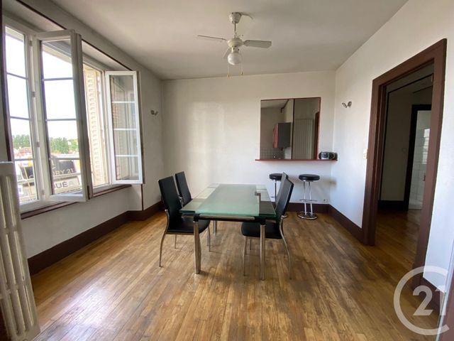 Appartement F3 &agrave; louer - 3 pi&egrave;ces - 67 m2 - Montbeliard - 25 - FRANCHE-COMTE