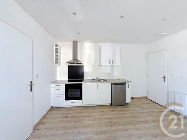 Appartement F2 &agrave; louer - 2 pi&egrave;ces - 35 m2 - Belfort - 90 - FRANCHE-COMTE