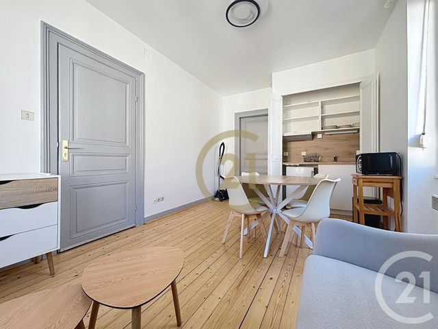 Appartement F2 &agrave; louer - 2 pi&egrave;ces - 30 m2 - Belfort - 90 - FRANCHE-COMTE