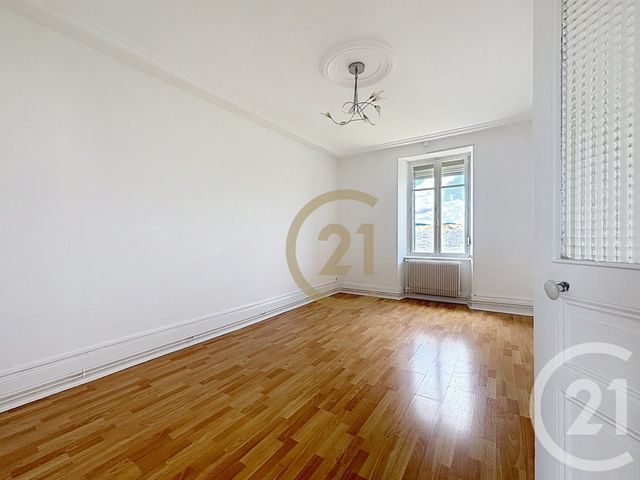 Appartement F5 &agrave; louer - 5 pi&egrave;ces - 114,50 m2 - Belfort - 90 - FRANCHE-COMTE