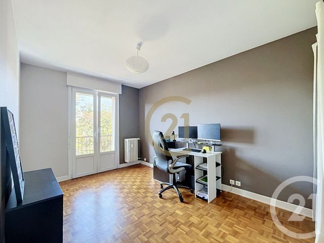 Appartement F4 &agrave; vendre - 4 pi&egrave;ces - 90,86 m2 - Belfort - 90 - FRANCHE-COMTE