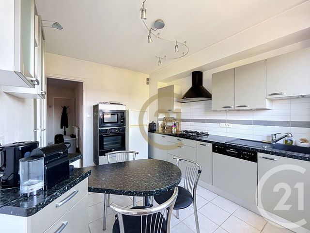 Appartement F4 &agrave; vendre - 4 pi&egrave;ces - 90,86 m2 - Belfort - 90 - FRANCHE-COMTE