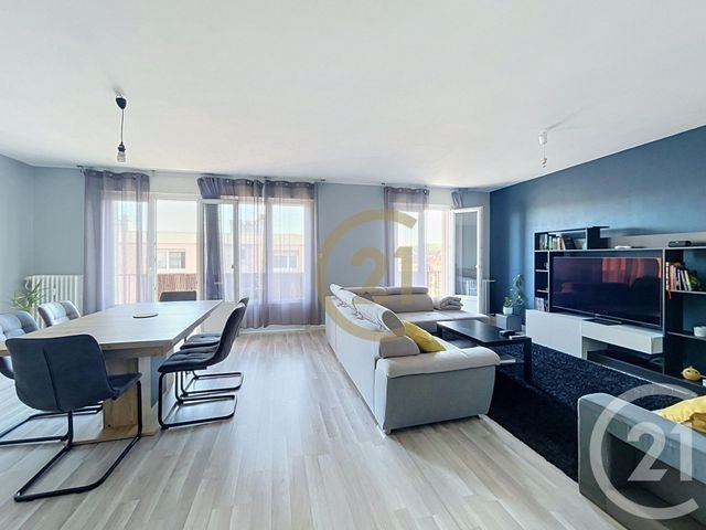 Appartement F4 &agrave; vendre - 4 pi&egrave;ces - 90,86 m2 - Belfort - 90 - FRANCHE-COMTE