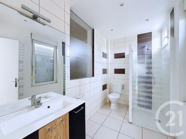 Appartement F3 &agrave; vendre - 3 pi&egrave;ces - 68,86 m2 - Belfort - 90 - FRANCHE-COMTE