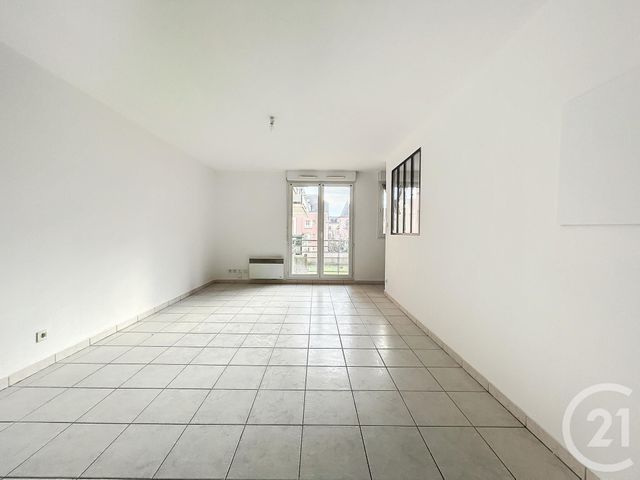 Appartement F3 &agrave; louer - 3 pi&egrave;ces - 58,58 m2 - Belfort - 90 - FRANCHE-COMTE
