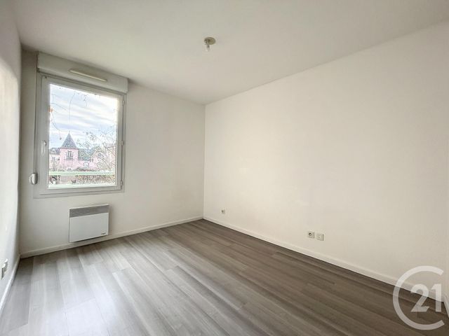 Appartement F3 &agrave; louer - 3 pi&egrave;ces - 58,58 m2 - Belfort - 90 - FRANCHE-COMTE