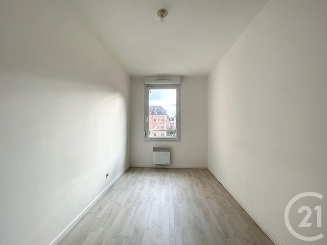 Appartement F3 &agrave; louer - 3 pi&egrave;ces - 58,58 m2 - Belfort - 90 - FRANCHE-COMTE