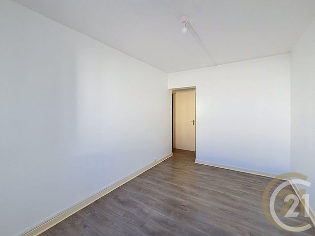 Appartement &agrave; louer - 4 pi&egrave;ces - 62,73 m2 - Belfort - 90 - FRANCHE-COMTE