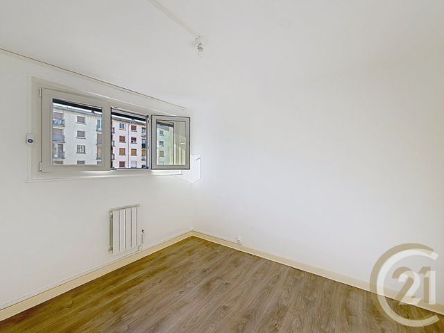 Appartement &agrave; louer - 4 pi&egrave;ces - 62,73 m2 - Belfort - 90 - FRANCHE-COMTE
