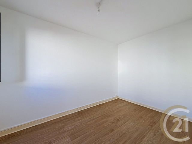 Appartement &agrave; louer - 4 pi&egrave;ces - 62,73 m2 - Belfort - 90 - FRANCHE-COMTE