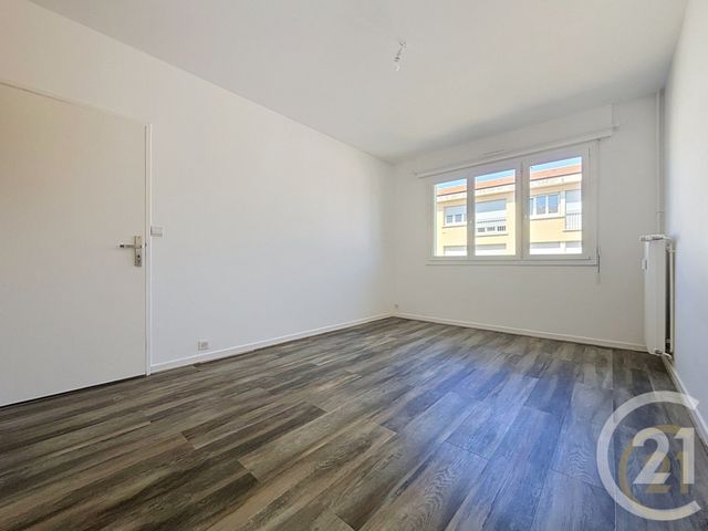 Appartement F3 &agrave; louer - 3 pi&egrave;ces - 71,07 m2 - Belfort - 90 - FRANCHE-COMTE