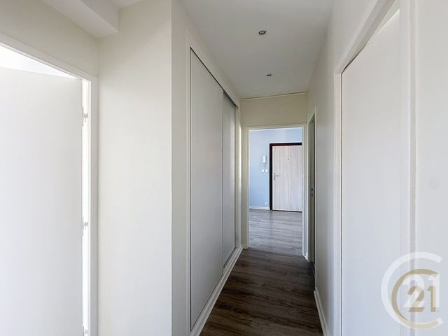 Appartement F3 &agrave; louer - 3 pi&egrave;ces - 71,07 m2 - Belfort - 90 - FRANCHE-COMTE
