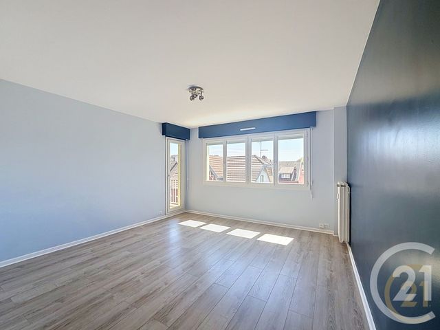 Appartement F3 &agrave; louer - 3 pi&egrave;ces - 71,07 m2 - Belfort - 90 - FRANCHE-COMTE