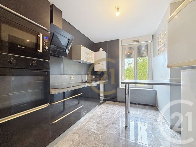 Appartement F3 &agrave; louer - 3 pi&egrave;ces - 75 m2 - Belfort - 90 - FRANCHE-COMTE