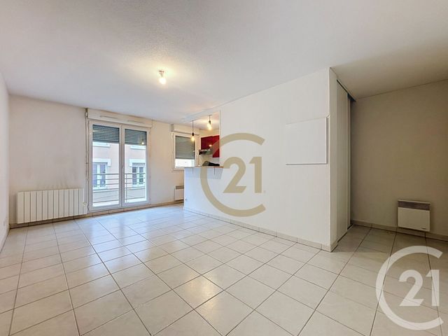 Appartement F2 &agrave; louer - 3 pi&egrave;ces - 50,27 m2 - Belfort - 90 - FRANCHE-COMTE