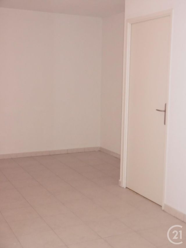 Appartement F2 &agrave; louer - 3 pi&egrave;ces - 50,27 m2 - Belfort - 90 - FRANCHE-COMTE
