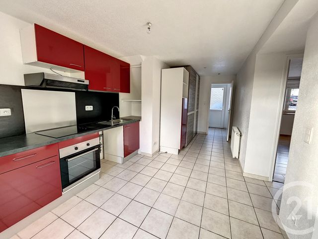 Appartement F3 &agrave; louer - 2 pi&egrave;ces - 50 m2 - Bourogne - 90 - FRANCHE-COMTE