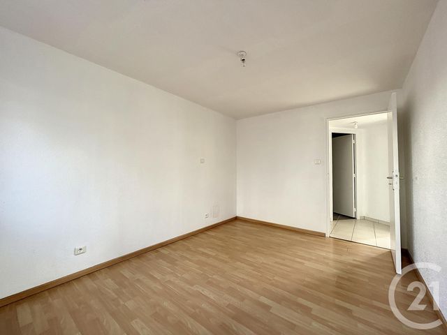 Appartement F3 &agrave; louer - 2 pi&egrave;ces - 50 m2 - Bourogne - 90 - FRANCHE-COMTE