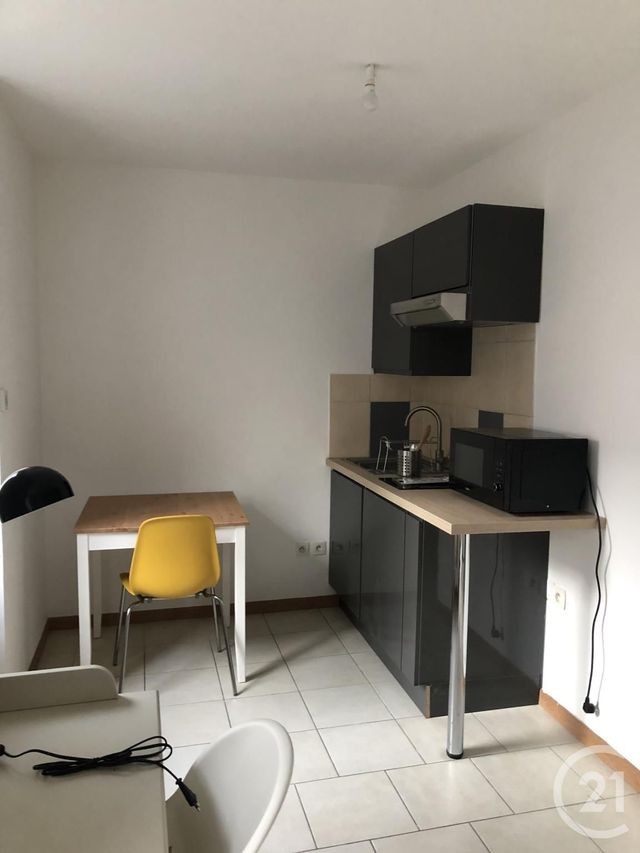 Appartement Studio &agrave; louer - 1 pi&egrave;ce - 19 m2 - Belfort - 90 - FRANCHE-COMTE